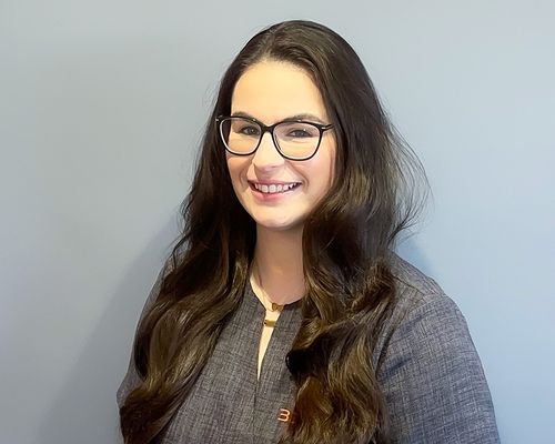 receptionist - lisa worley - 3dental galway